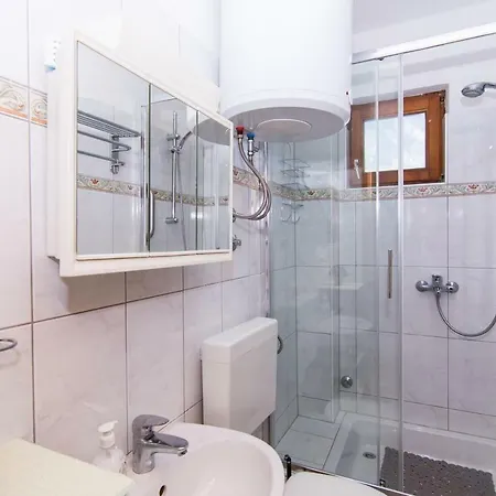 17609a Appartement Trogir